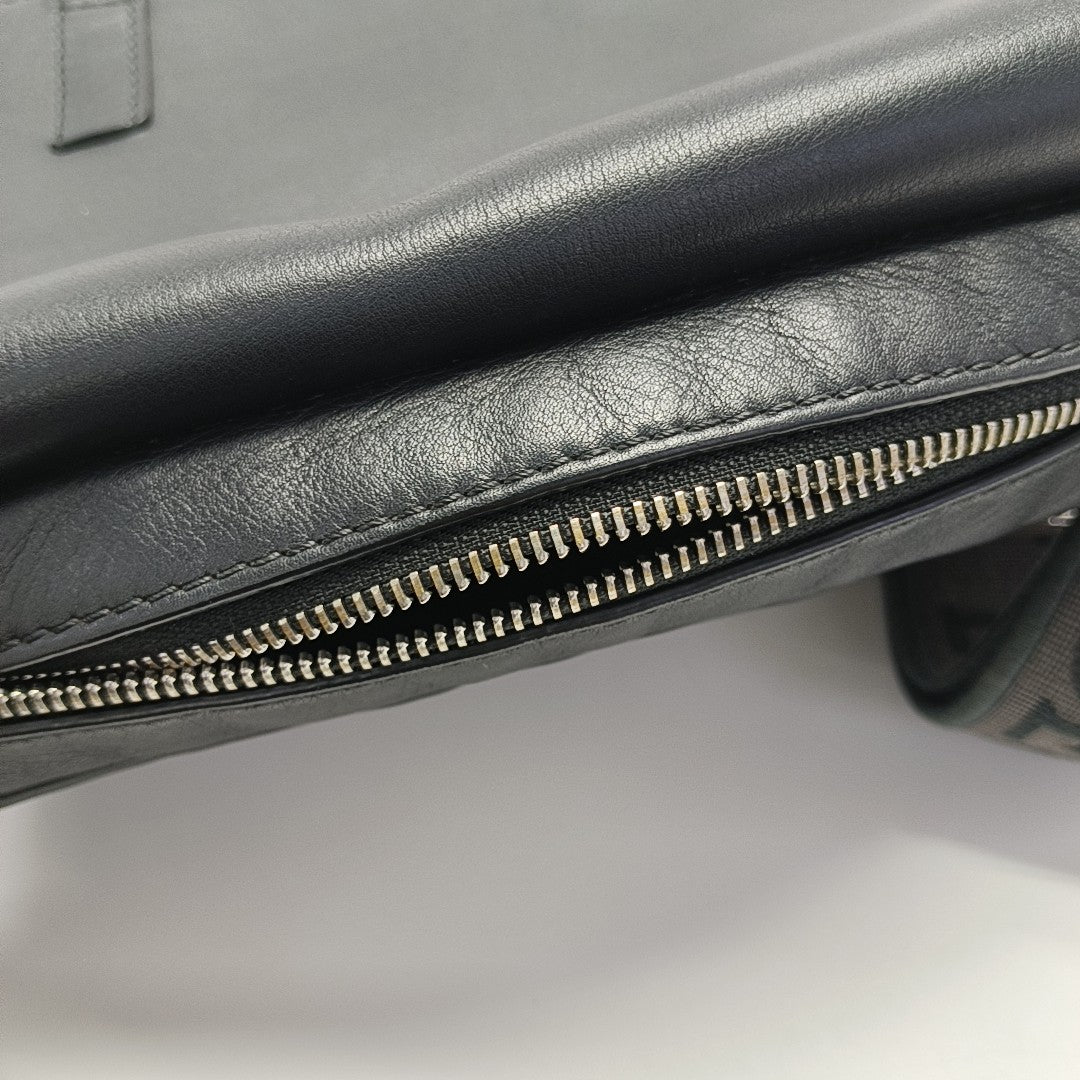 Military Calfskin Black