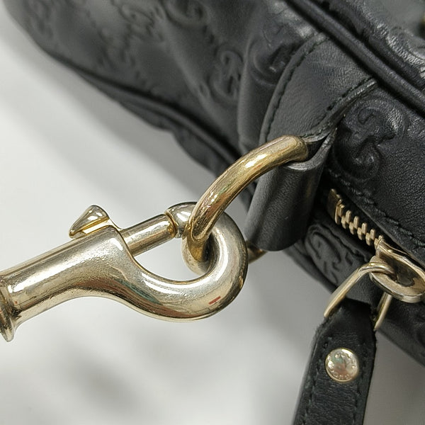 Signature Calfskin Black