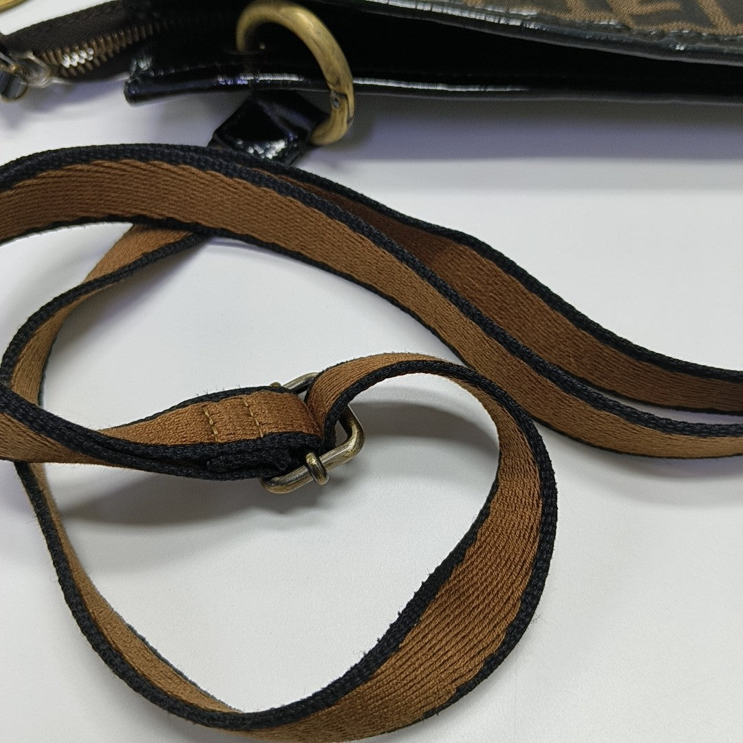Canvas Shoulder Bag Brown