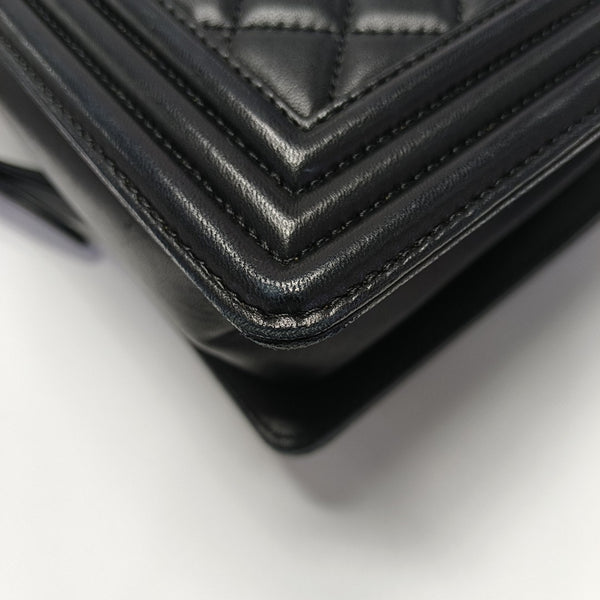 BOY CHANEL Medium Quilted Calfskin Black