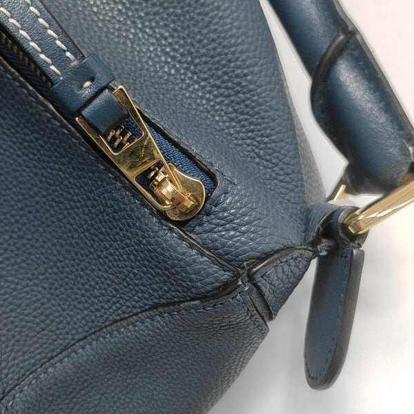 Puzzle Medium Calfskin Blue