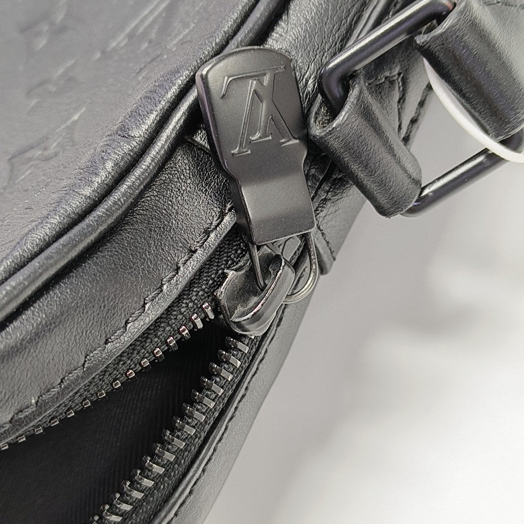 DANUBE PM Calfskin Black