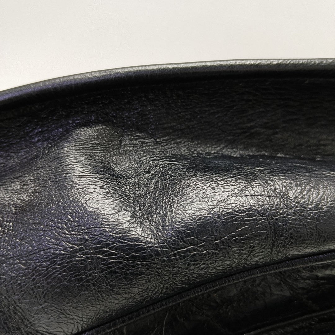 NIKI Medium Chevron Calfskin Black