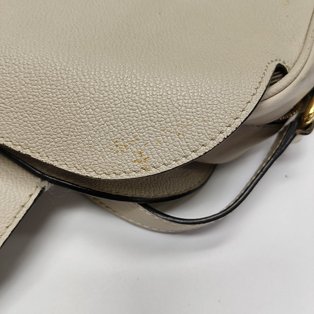 Buckle Calfskin Beige