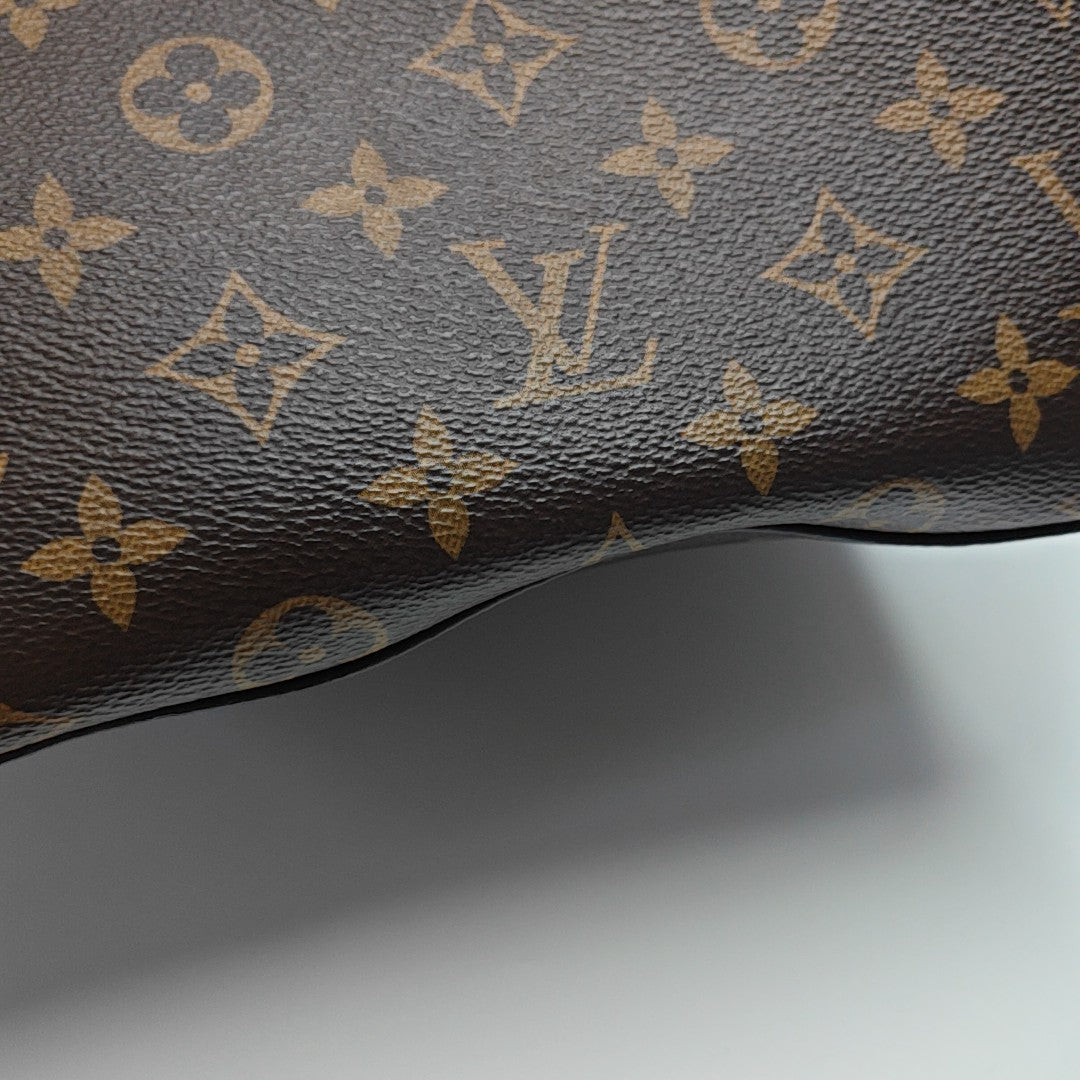 NÉONOÉ MM Monogram Coated Canvas Brown
