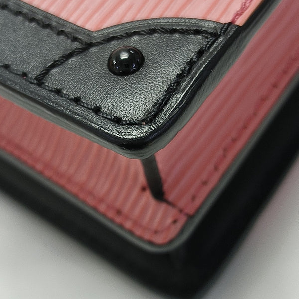TRUNK Epi Red