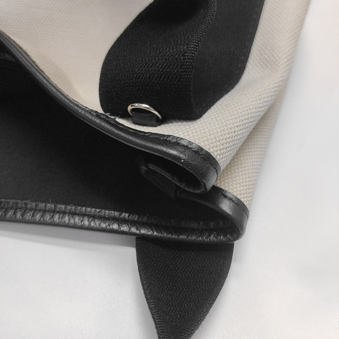 Navy Mini Canvas White
