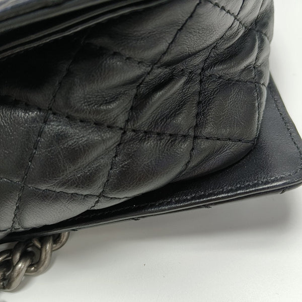 BOY CHANEL Medium Calfskin Black