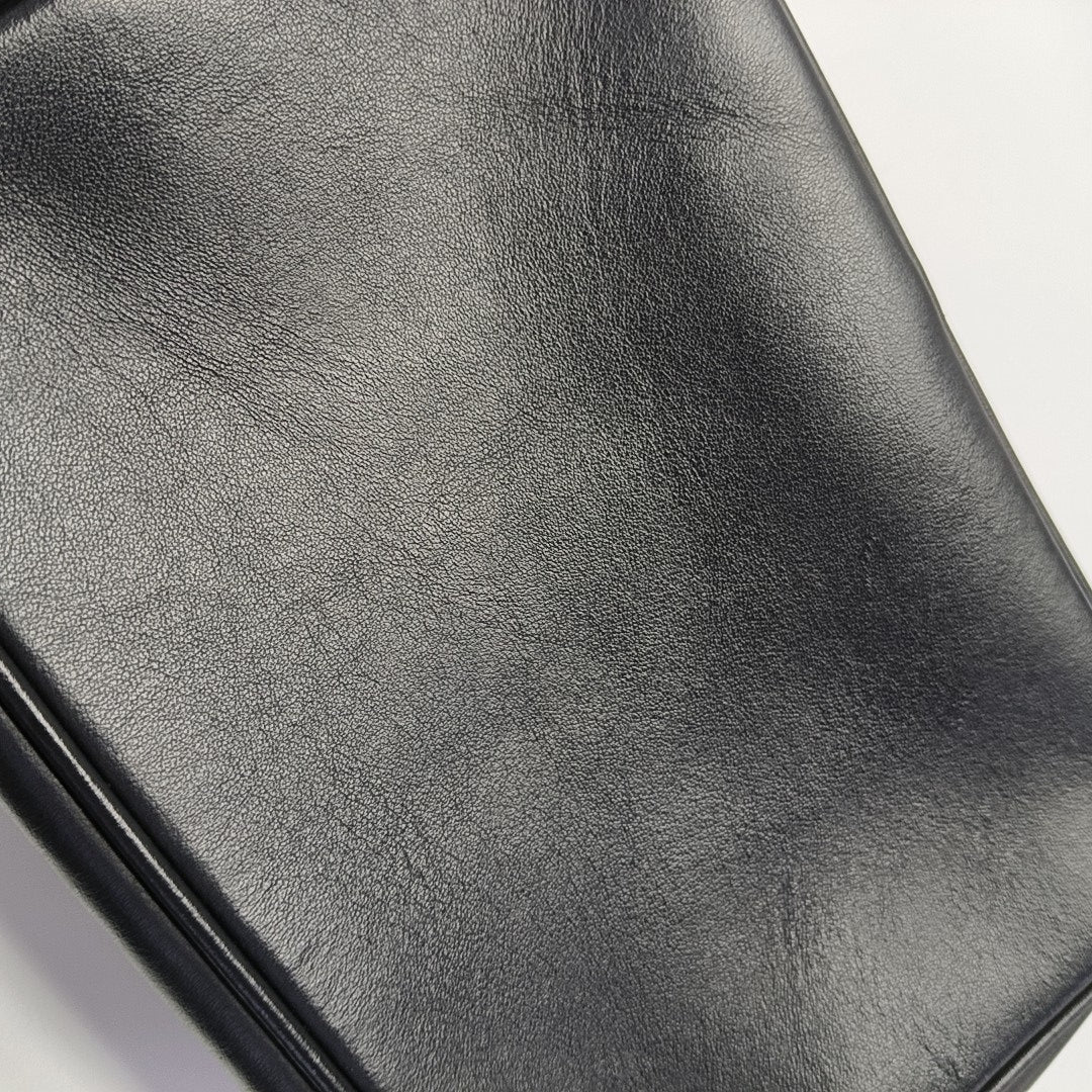 Camera Case Calfskin Black