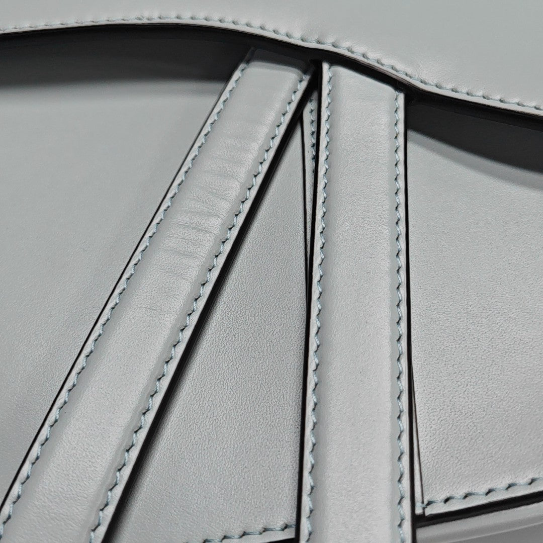 Saddle Small Calfskin Blue