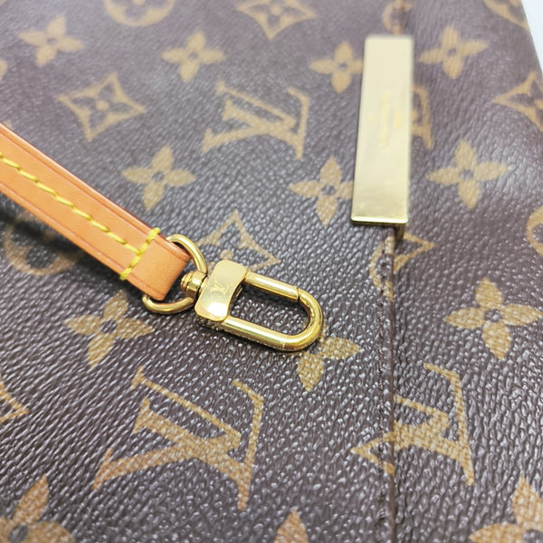 FAVORITE MM Monogram Coated Canvas Brown