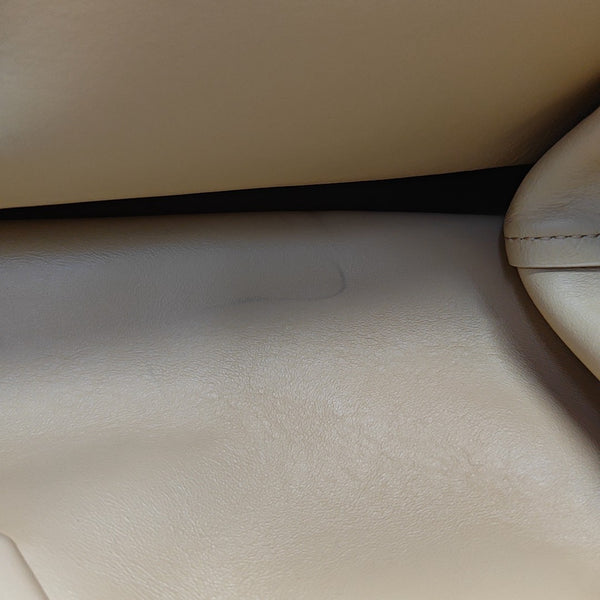 Point Calfskin Beige