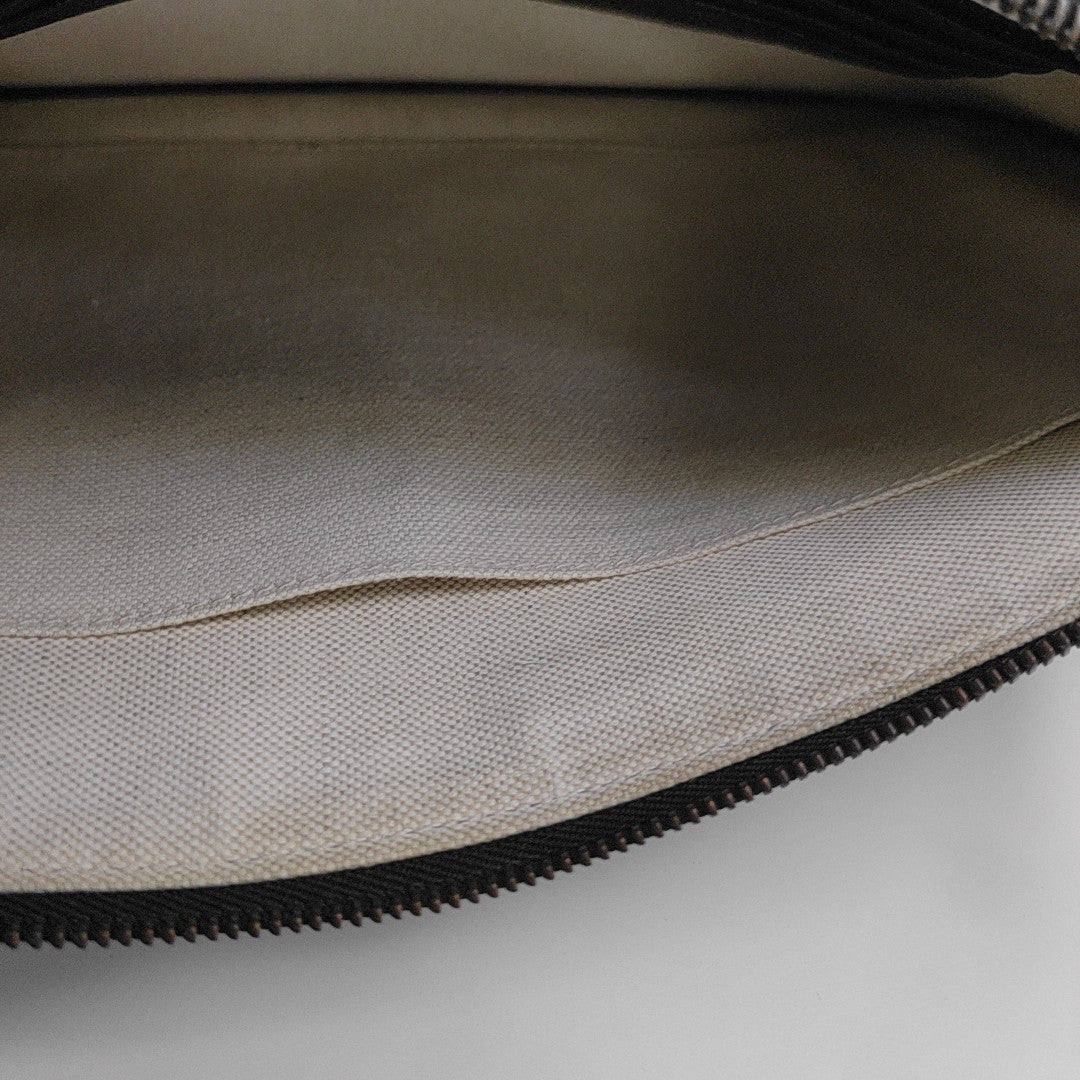 Calfskin Clutch Black