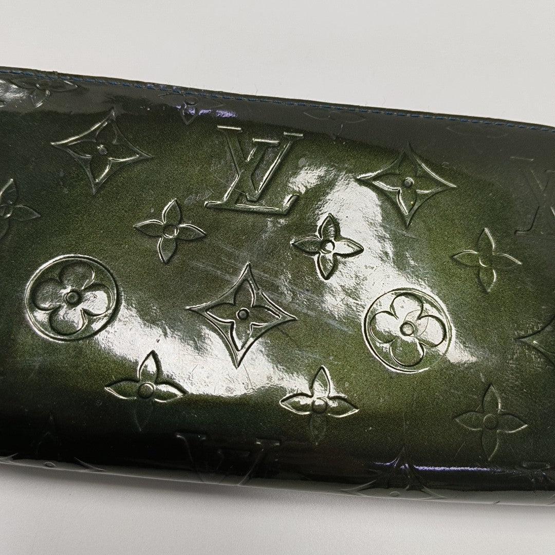ZIPPY Patent Leather Green Wallet