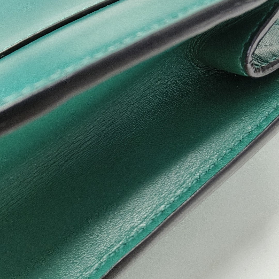 SERPENTI FOREVER Quilted Calfskin Green
