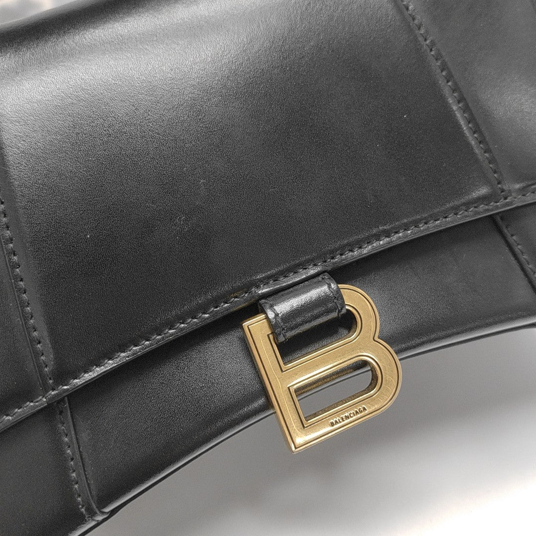 Hourglass S Calfskin Black