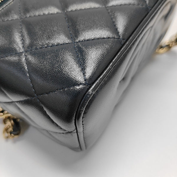 VANITY CASE Small Quilted Lambskin Blue