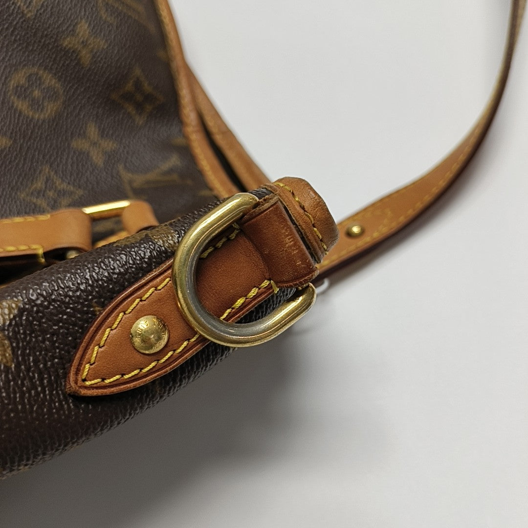ESTRELA MM Monogram Coated Canvas Brown