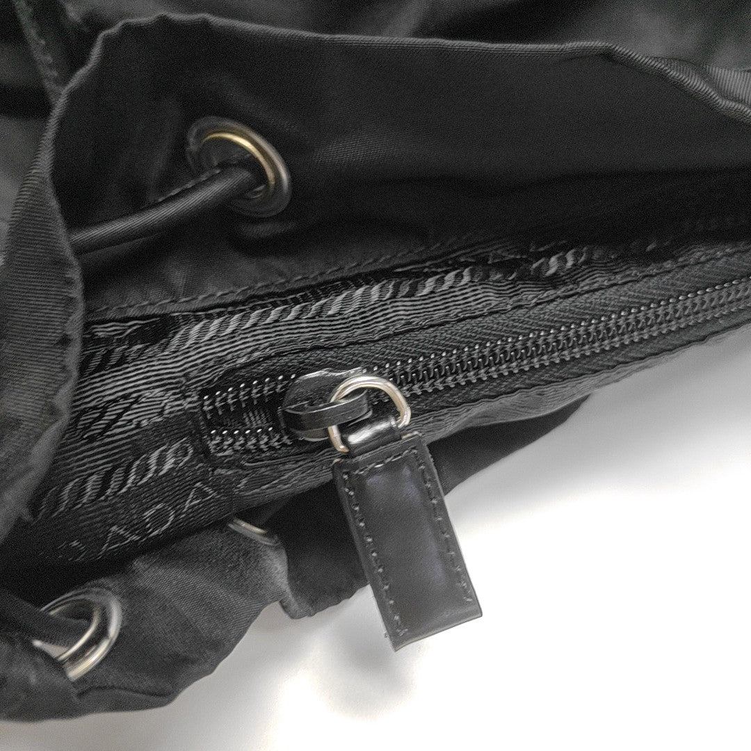 Vela Small Nylon Black