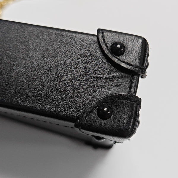 TRUNK Epi Black