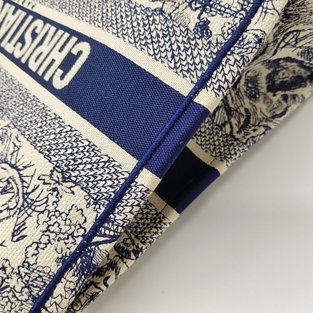 Book Tote Medium Canvas Blue