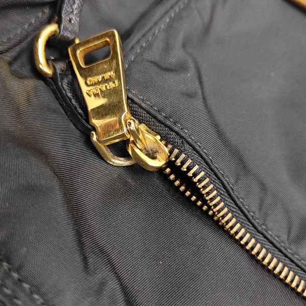 Vela Messenger Bag Nylon Black