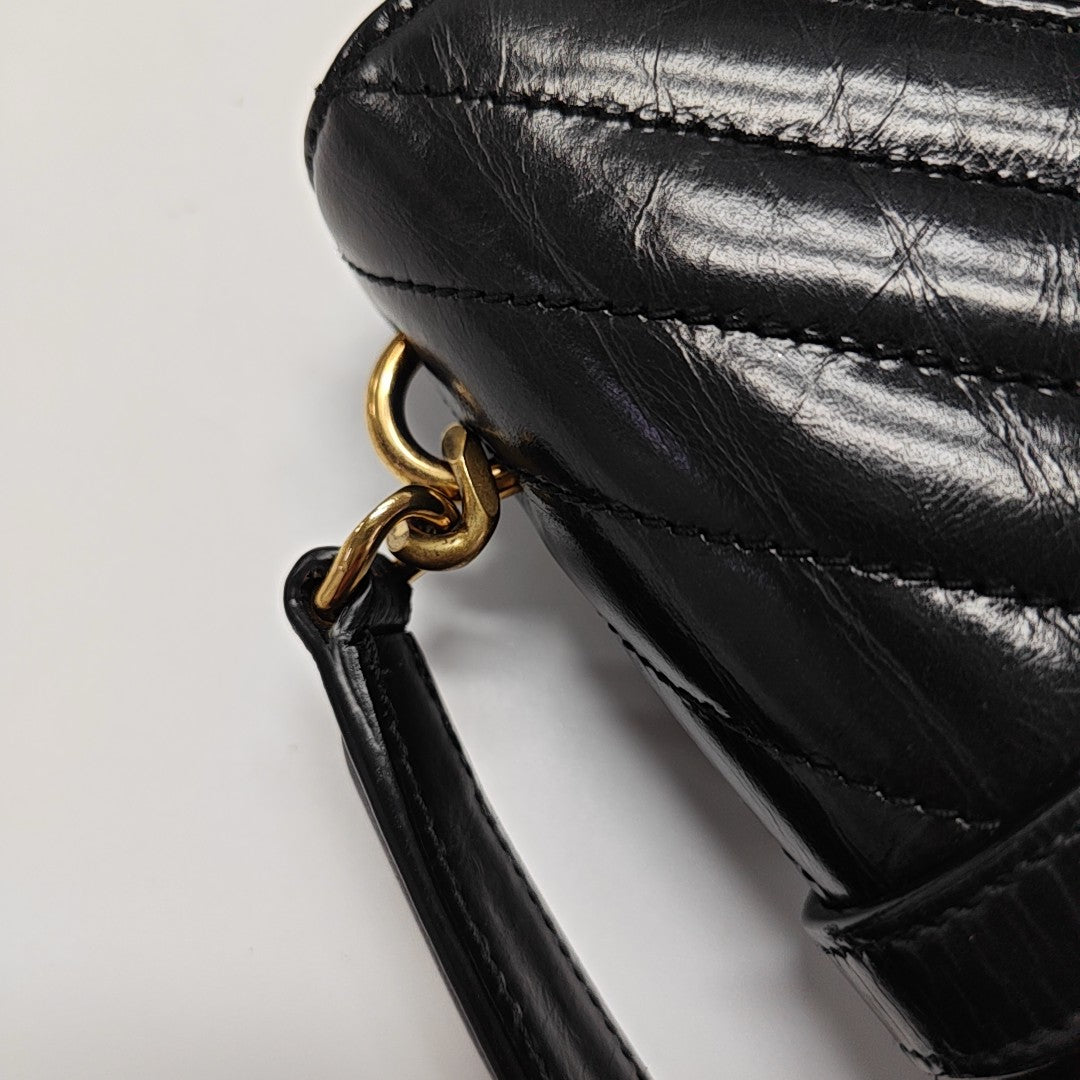 ENVELOPE Small Chevron Calfskin Black