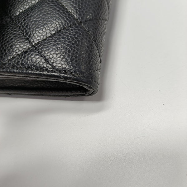 CLASSIC FLAP Mini Quilted Grained Calfskin Black Wallet