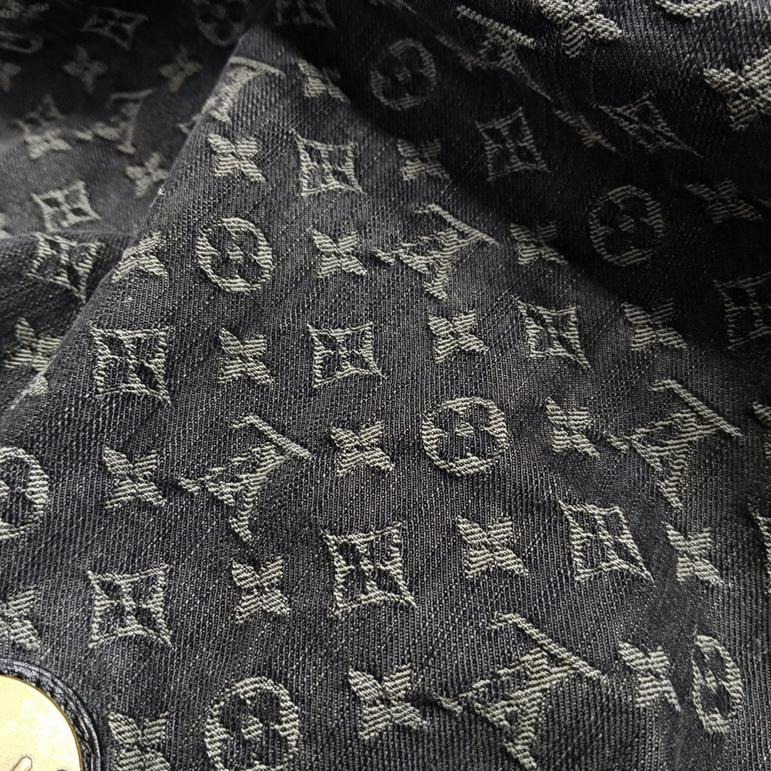 SOLAR Monogram Canvas Black