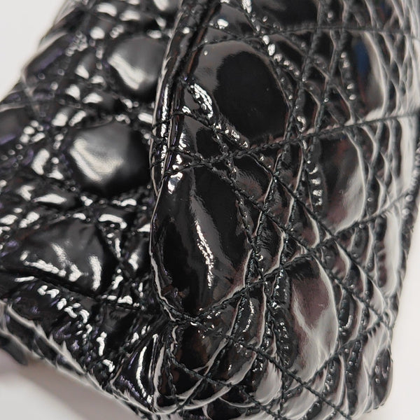 New Lock Cannage Patent Leather Black