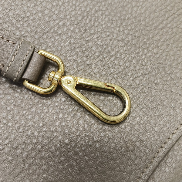 Galleria Zip Front Pocket Calfskin Gray