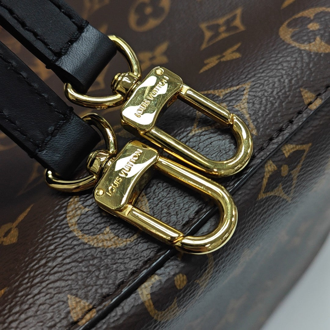 NÉONOÉ MM Monogram Coated Canvas Brown