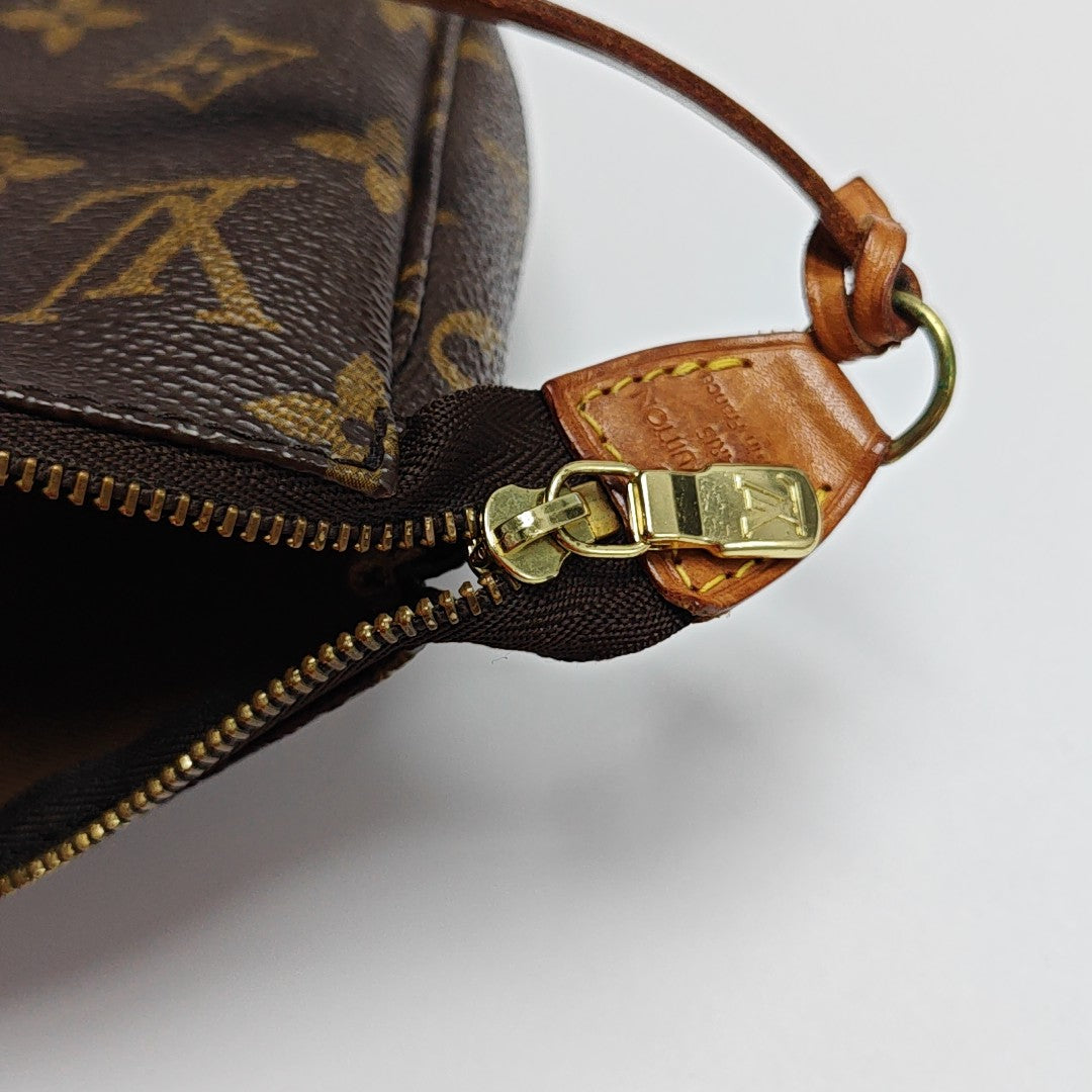 ACCESSOIRES Monogram Coated Canvas Brown