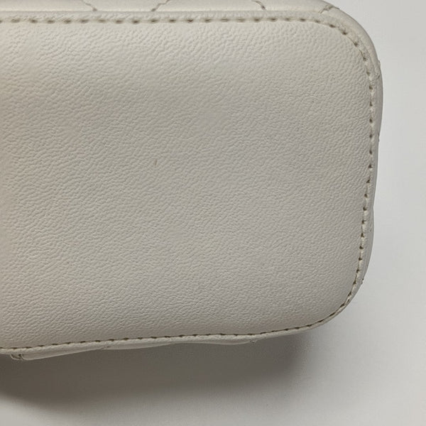 VANITY CASE Small Quilted Lambskin White