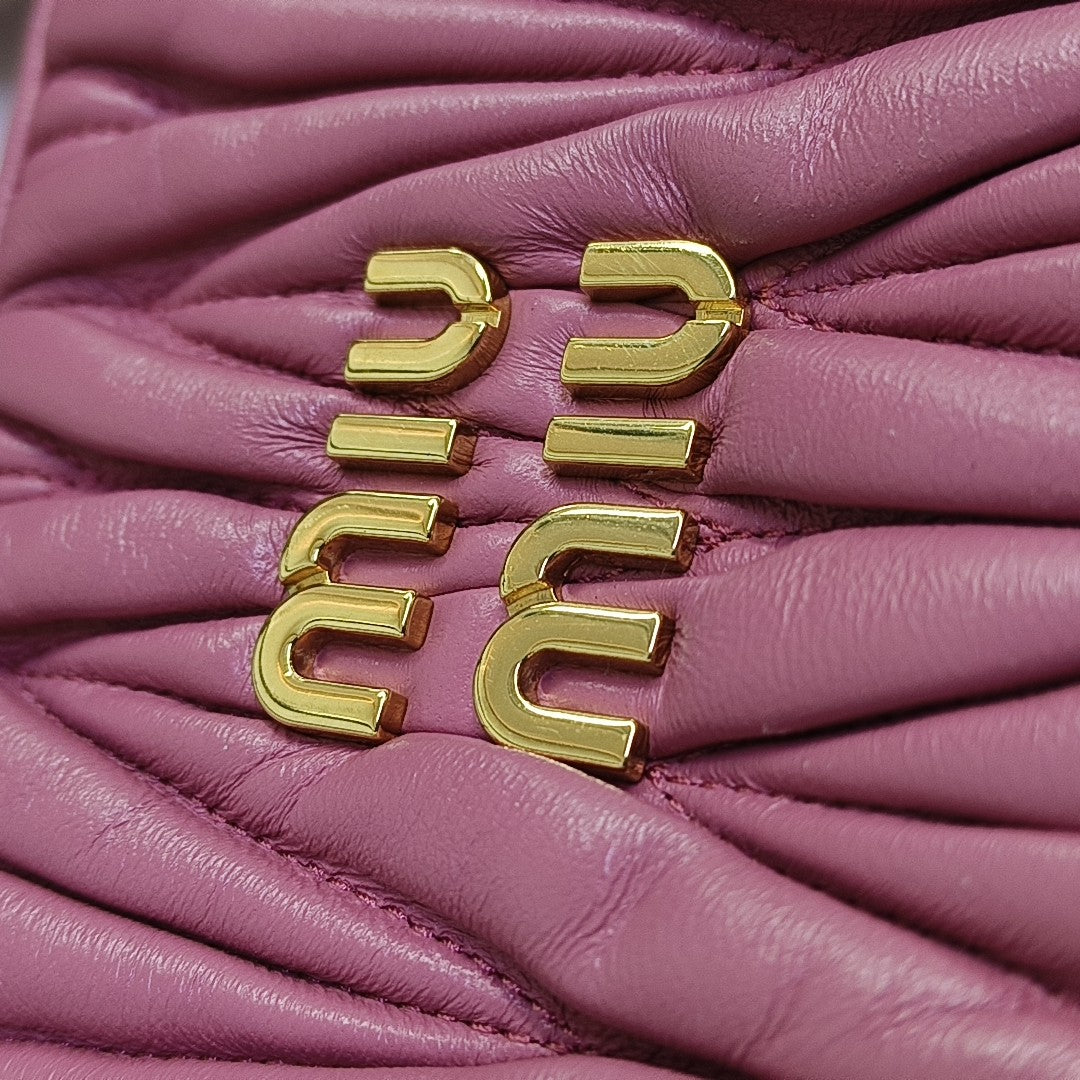 Wander Matelassé Small Quilted Lambskin Pink