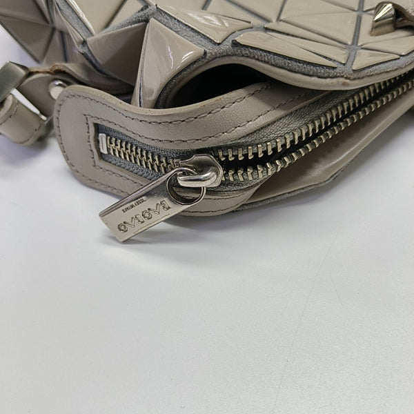 Special Material Shoulder Bag Beige