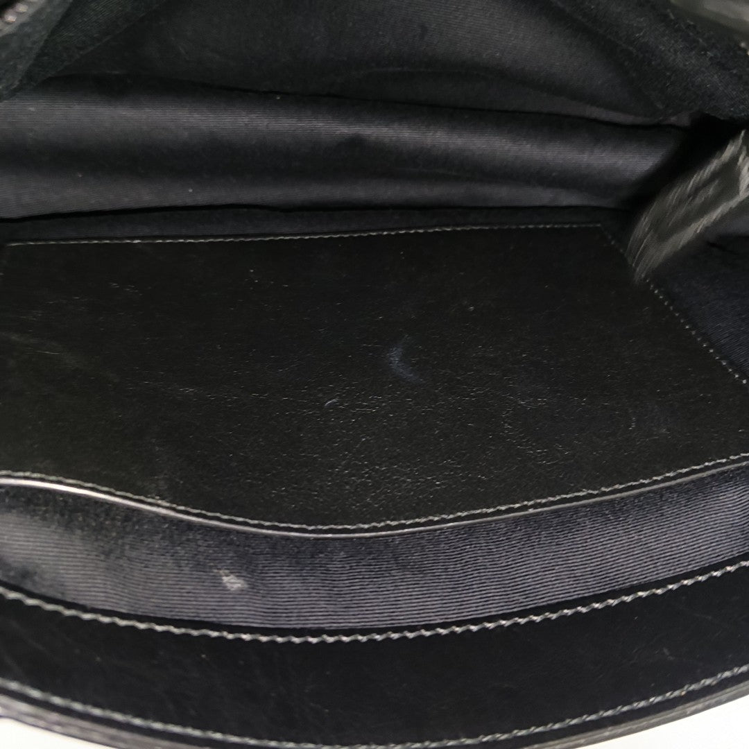 NIKI Medium Chevron Calfskin Black
