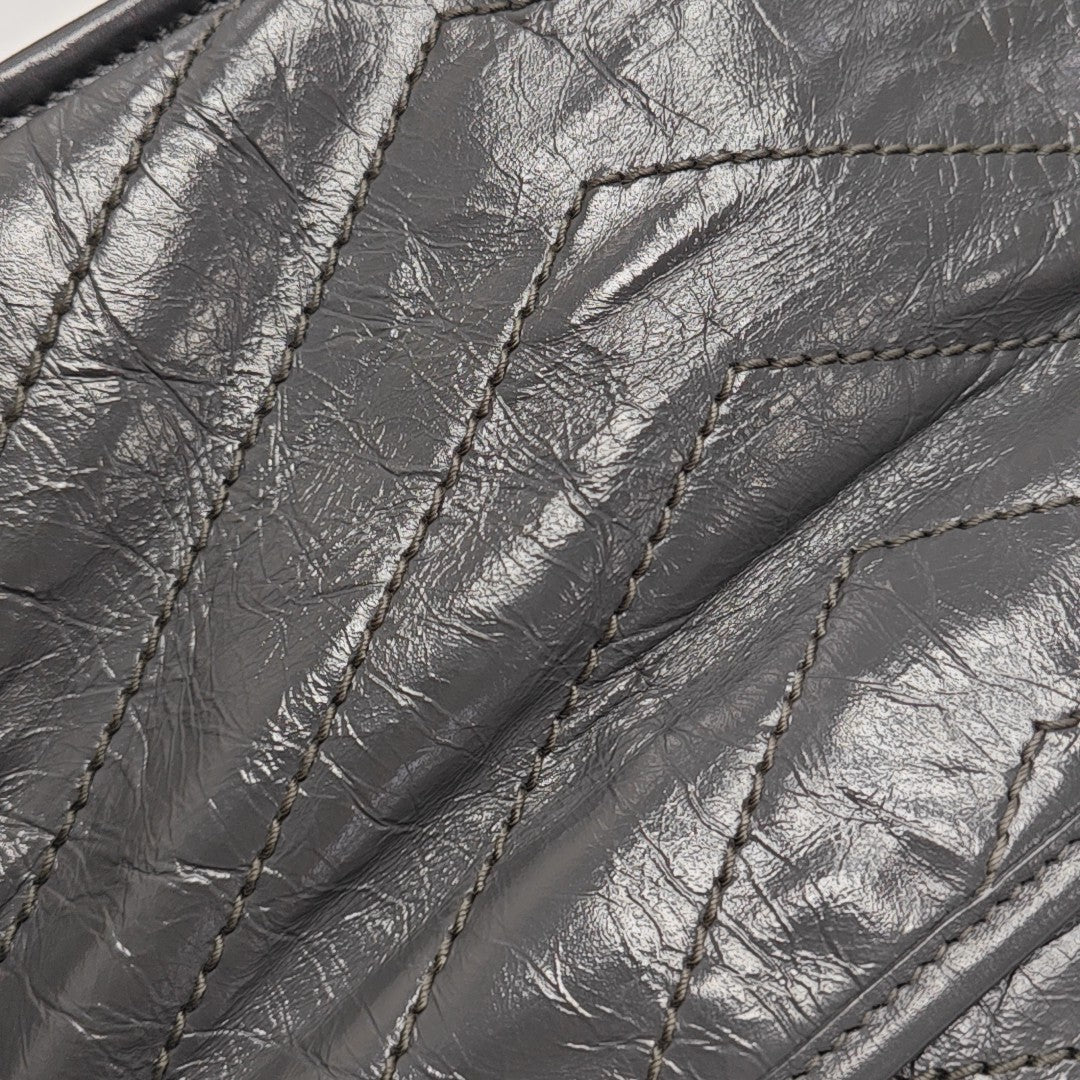 NIKI Medium Chevron Calfskin Gray