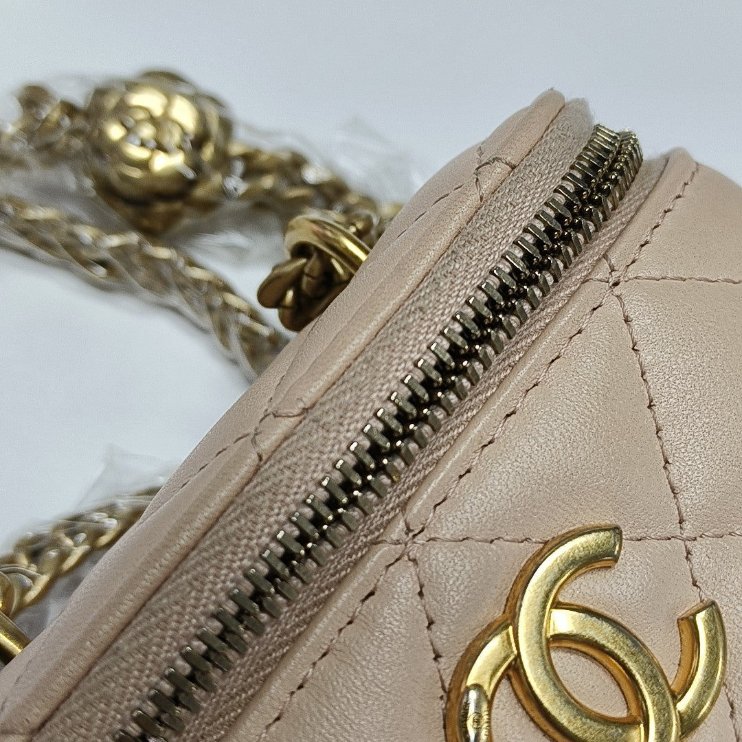 VANITY CASE Mini Quilted Lambskin Pink