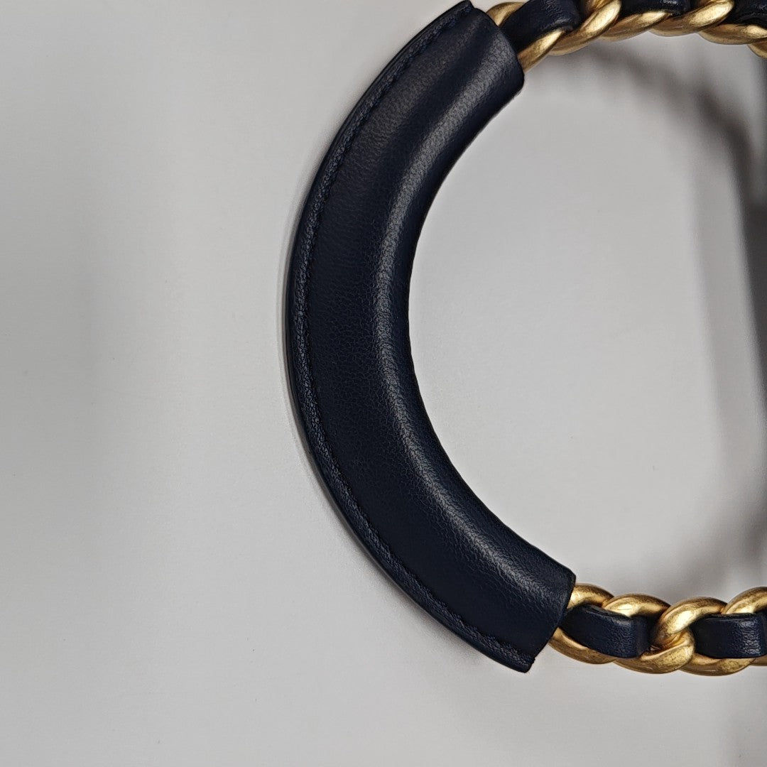 IN THE LOOP Quilted Lambskin Blue