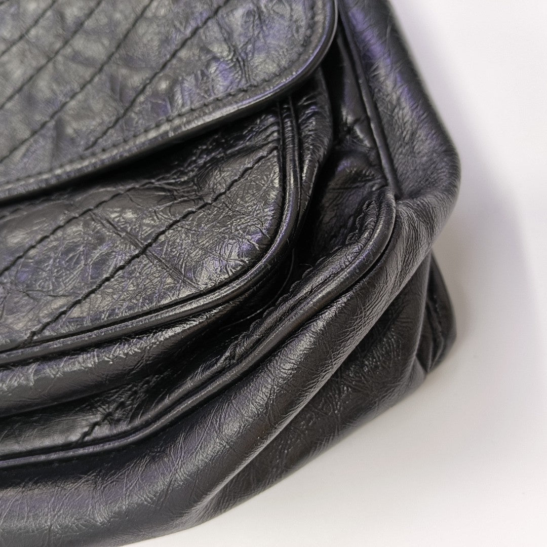 NIKI Large Chevron Calfskin Black
