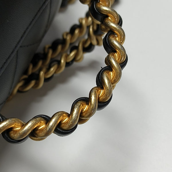 Quilted Lambskin Shoulder Bag Black