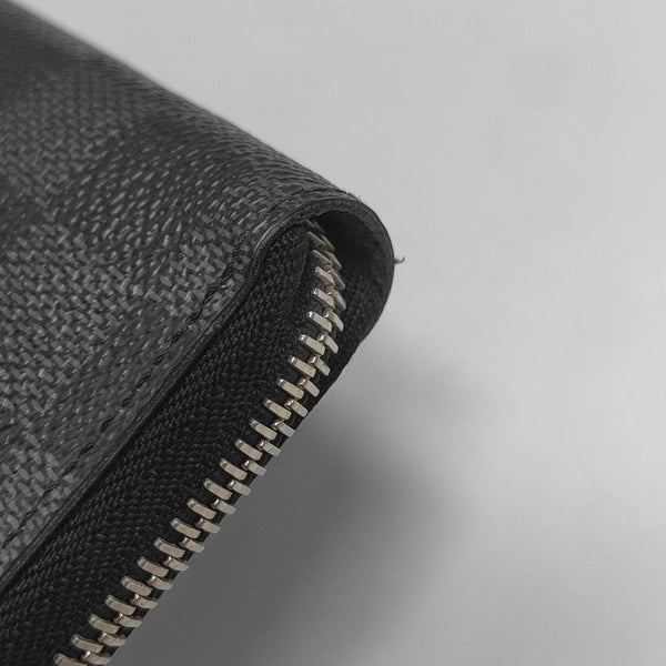 ZIPPY Damier Graphite Coated Canvas Gray