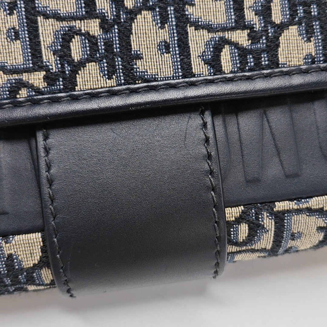 30 Montaigne Oblique Canvas Blue