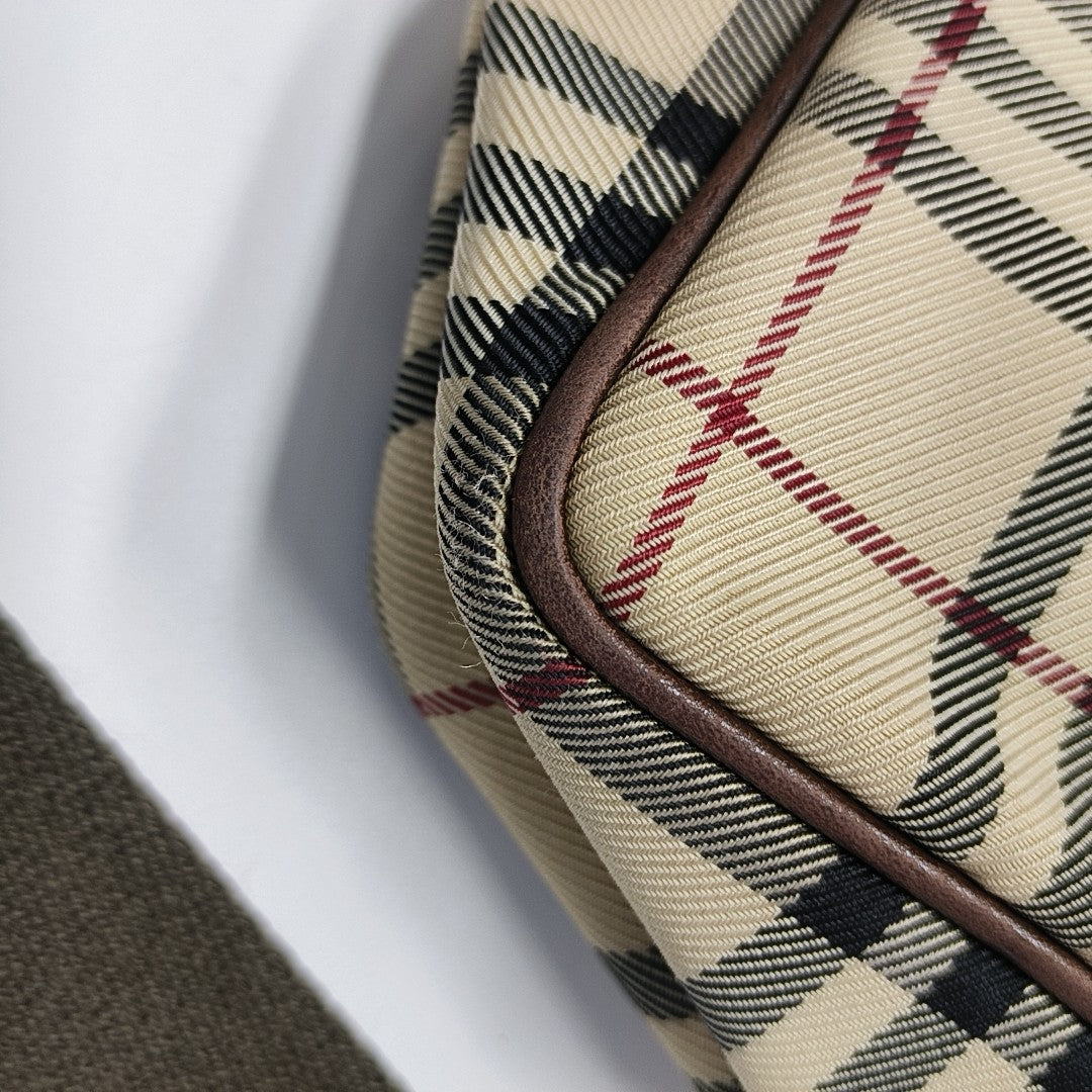Canvas Shoulder Bag Brown