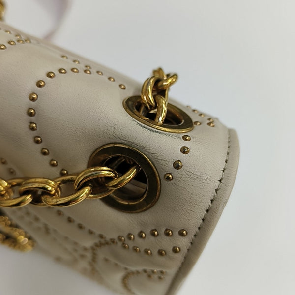 Gancini Quilted Calfskin White