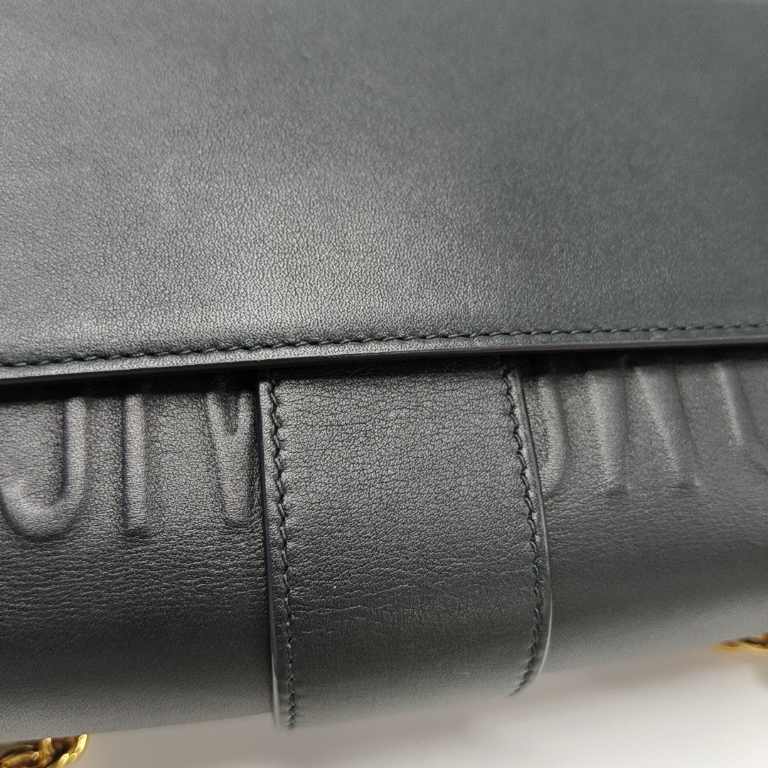 30 Montaigne East-West Mini Calfskin Black