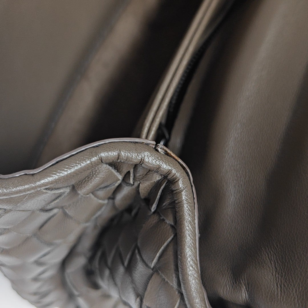 Olimpia Small Lambskin Gray