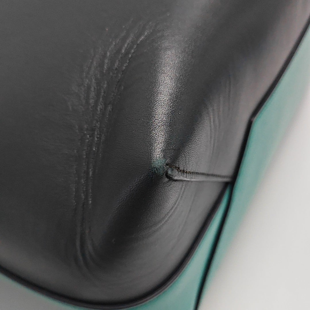 TWISTED CABAS Small Calfskin Green