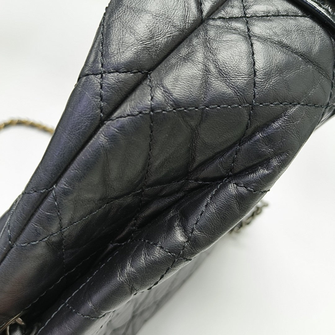 GABRIELLE Small Quilted Calfskin Black